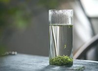 中國茶葉的三大類： 綠茶、紅茶、烏龍茶